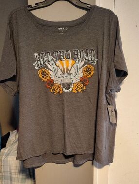 torrid Gray Graphic Tee with Orange Rose Accent
